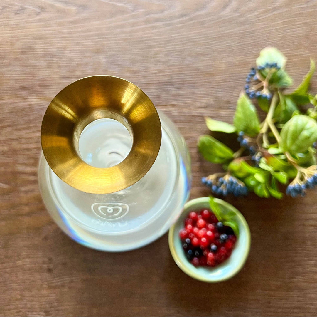 Swirl Golden Pouring Spout